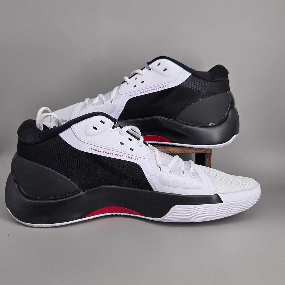 Nike Air Jordan Zoom Separate Basketball Shoes Mens 12 Black White Red Jumpman